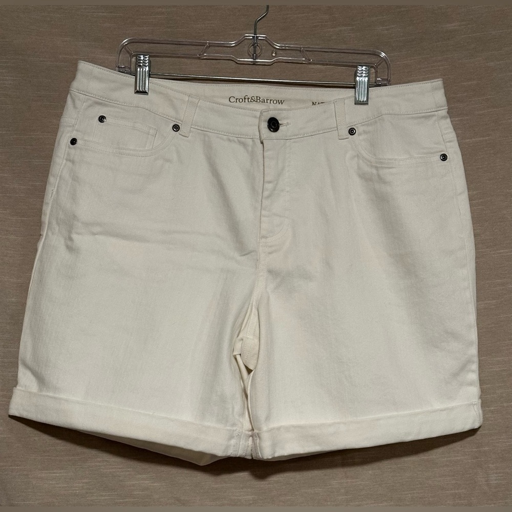 Croft & Barrow Women's White Cuffed Denim Shorts